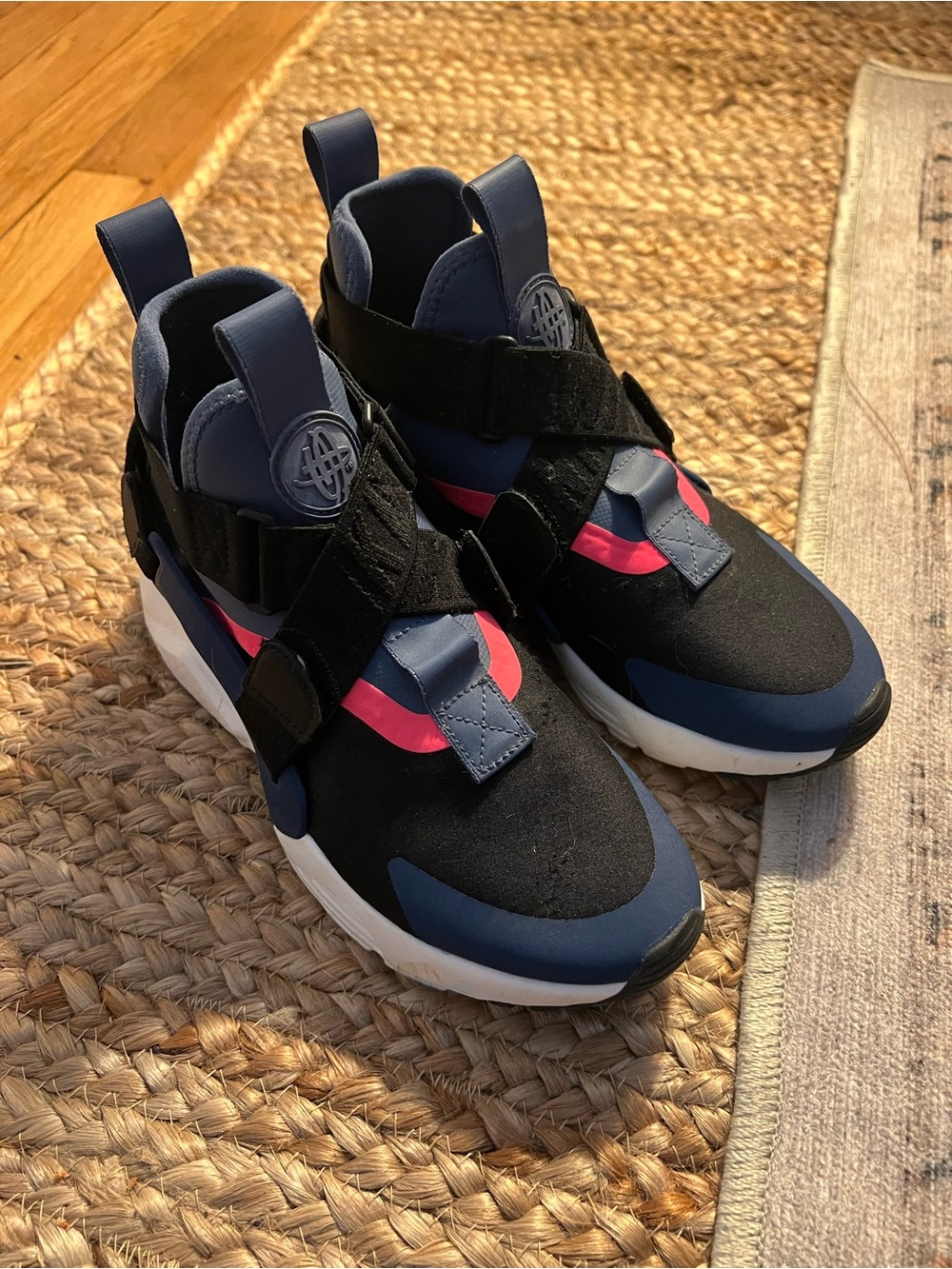 Black & Navy Nike Air Sneakers with Pink Accent